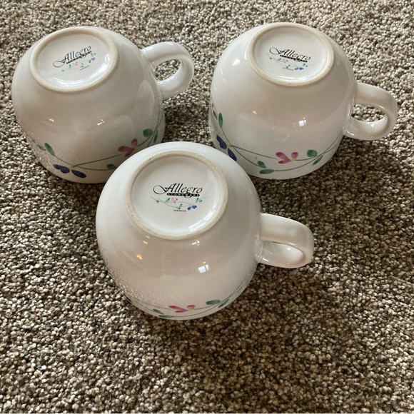 ALLEGRO STONEWARE 3 Hearthside Tea/Coffee Cups, Pink And Blue Flowers, Cottage - Picture 2 of 4